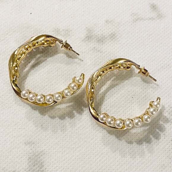 Pearl Gold Crossed Hoop Earrings - Picture 2 of 3